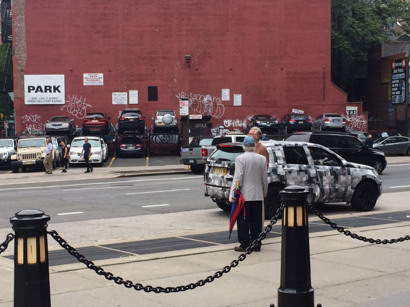 Illustration for article titled Land Rover Discovery Sport Prototype At Large In NYC